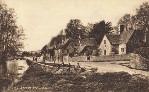 1940s postcard of The Street, Bibury, Gloucestershire