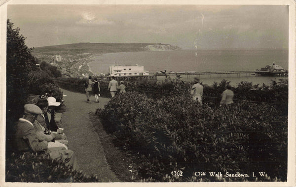 1940s postcard of Cliff Walk, Sandown, Isle of Wight