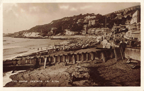 1930s real photo postcard of The Shore, Ventnor, Isle of Wight