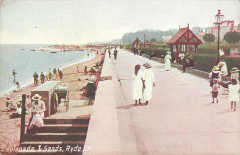 Old postcard of Esplanade & Sands, Ryde, Isle of Wight