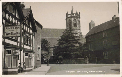 PARISH CHURCH, ATHERSTONE, EARLY 1950s RP POSTCARD SHOWS ANGEL INN