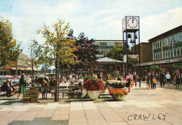 Old postcard of Queen's Square, Crawley