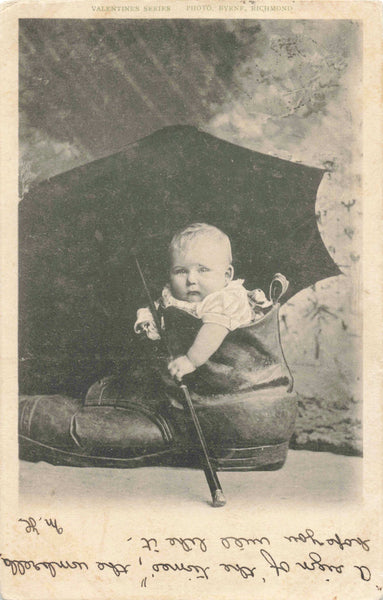 BABY IN BOOT, 1903 POSTCARD POSTED TO MISS SMITH, ATHERSTONE (ref 6345/W9)