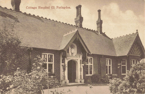 Old postcard of Cottage Hospital, Faringdon