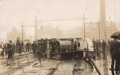 TRAM SMASH, HALIFAX, JULY 1ST 1906 REAL PHOTO POSTCARD (ref 6371/24)