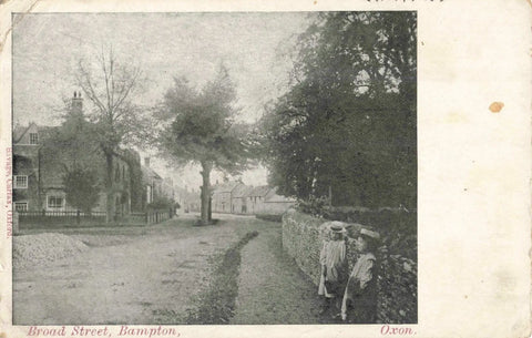 BROAD STREET, OLD BAMPTON OXFORDSHIRE POSTCARD POSTED 1904