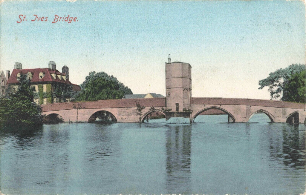 Old postcard of St Ives Bridge in Huntingdonshire