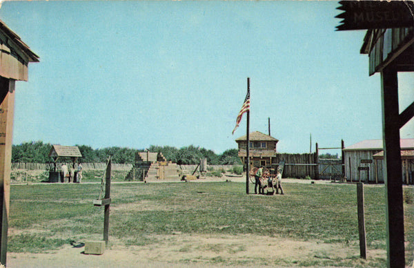 FORT FIRELANDS, LAKESIDE, OHIO - OLD POSTCARD 