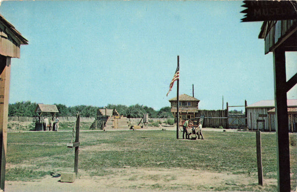 FORT FIRELANDS, LAKESIDE, OHIO - OLD POSTCARD 