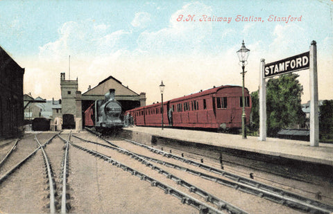 Old postcard of the Railway Station, Stamford in Lincolnshire