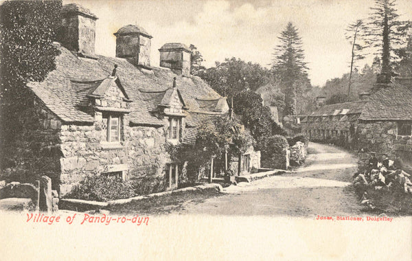 Old postcard of Pandy-Ro-Dyn, nr Dolgellau, in Merionethshire