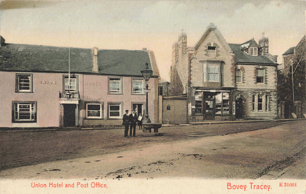 Old postcard of Union Hotel and Post Office, Bovey Tracey in Devon
