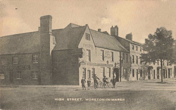 HIGH STREET, MORETON-IN-MARSH - OLD GLOUCESTERSHIRE POSTCARD (ref 2519/22/W1)