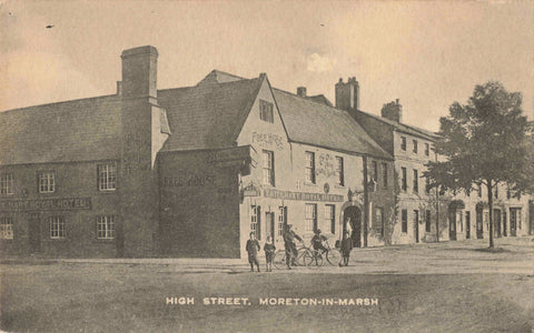 HIGH STREET, MORETON-IN-MARSH - OLD GLOUCESTERSHIRE POSTCARD (ref 2519/22/W1)