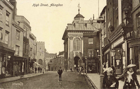 Old postcard of High Street, Abingdon, Oxfordshire