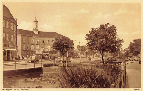 Old postcard of High Street, Watford