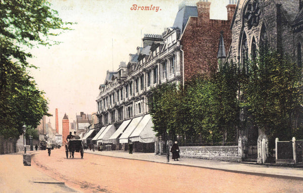 OLD POSTCARD OF BROMLEY, KENT (ref 5115/22/W5)