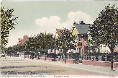 CARNARVON ROAD, CLACTON ON SEA - OLD POSTCARD (ref 6971/14)