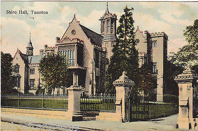 SHIRE HALL, TAUNTON - VINTAGE POSTCARD (ref 1882/15)