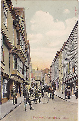 EAST GATE, FORE STREET, TOTNES - 1920 POSTCARD (ref DEB4156/12)