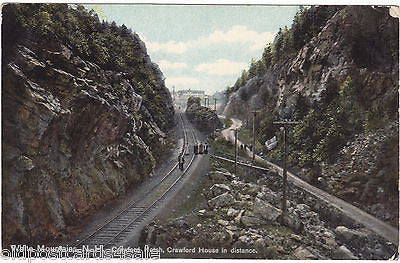 WHITE MOUNTAINS, N.H. CRAWFORD NOTCH, CRAWFORD HOUSE IN DISTANCE