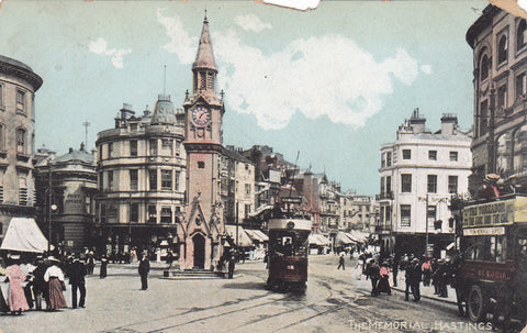 THE MEMORIAL, HASTINGS -  POSTCARD - DAMAGED  (ref 6147/20/S)