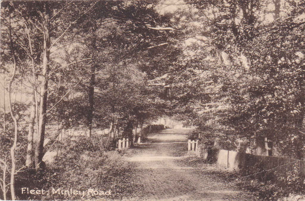 Old postcard of Minley Road, Fleet, Hampshire
