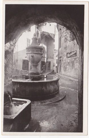 COTE D'AZUR - SAINT-PAUL - VIEILLE FONTAINE