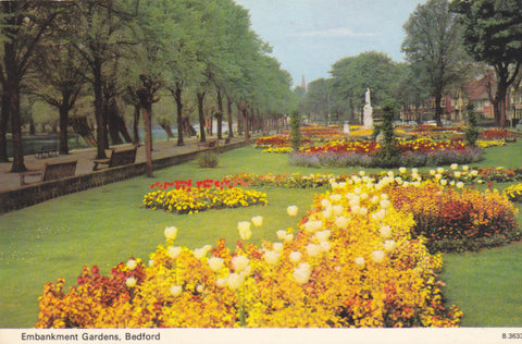 Colour postcard of Embankment Gardens, Bradford