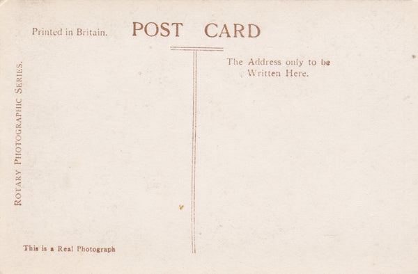 BUCKINGHAM PALACE SHEWING THE NEW FRONTAGE - REAL PHOTO POSTCARD (ref 3203/19)