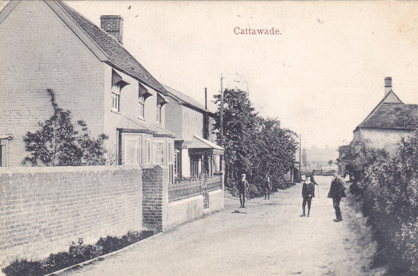 Old postcard of Cattawade in Suffolk