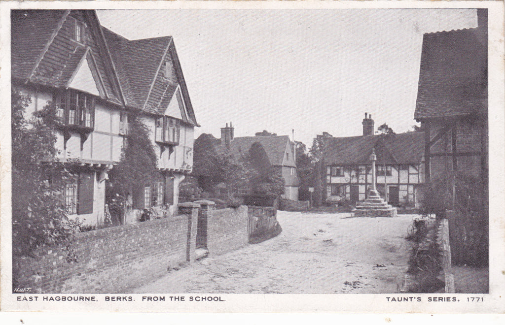 Old postcard of East Hagbourne, Berkshire