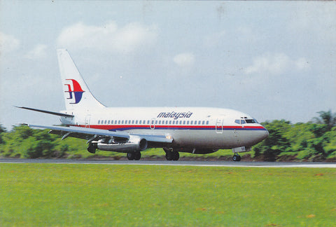 Modern size postcard of Malaysia B737 aeroplane