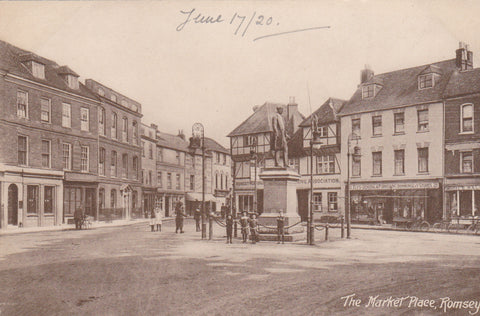 MARKET PLACE, ROMSEY - OLD POSTCARD